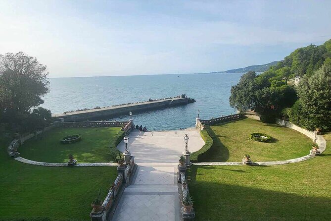 Tour of the Historical Museum and Miramare Castle Park in Trieste - FAQ