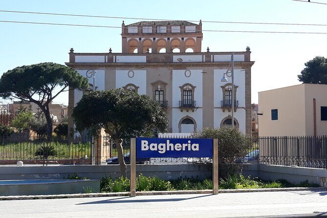 Tour of Villa Palagonia and Street Food itinerary in Bagheria - What the Tour Offers: A Closer Look