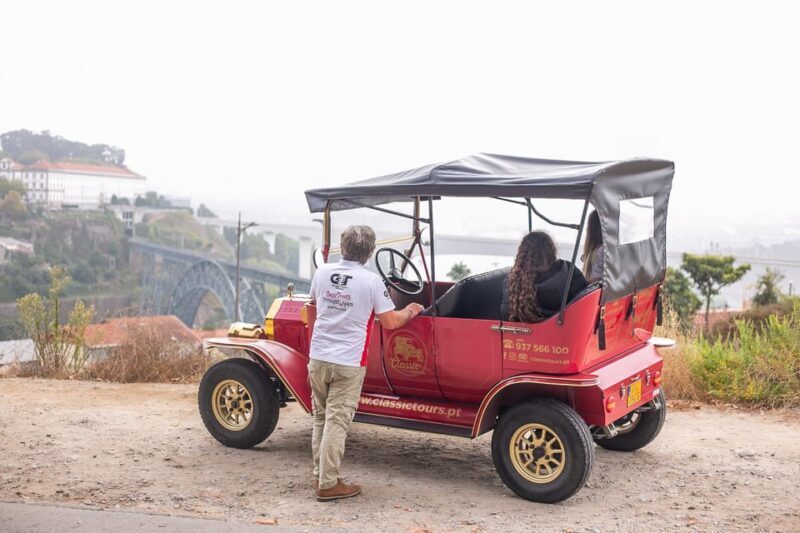 Tour Porto: Classic Car + A Toast with Port Wine - Key Points