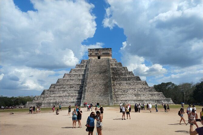Tour to Chichen Itza with Cenote Ikkil - What You Can Expect from the Tour