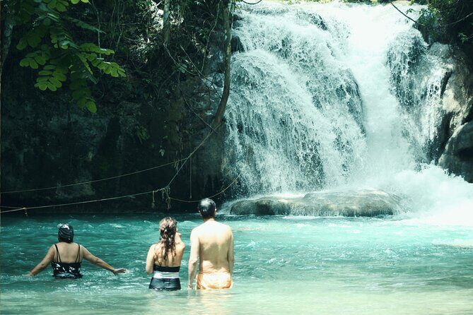 Tour to Copalitilla Magical Waterfalls from Huatulco with admission included - Swim, Explore, and Take Photos