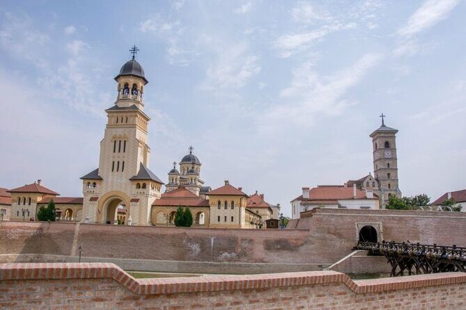 Tour to Corvin Castle in Hunedoara & Alba Iulia - FAQ