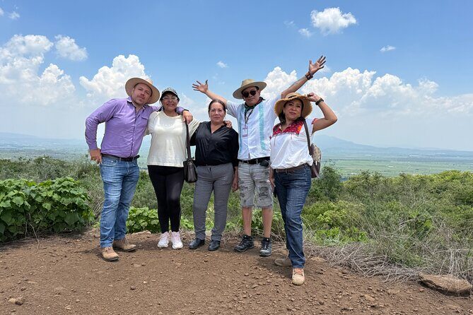 Tour to Guachimontones, hike agave fields and obsidian mines - FAQ