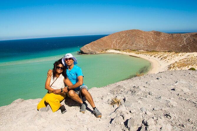 Tour to Playa La Paz from Cabo San Lucas - The Experience From a Traveler’s Perspective