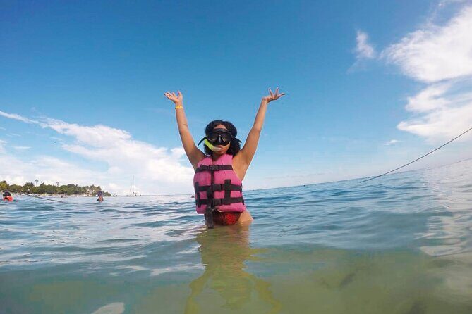 Tour to swim with turtles - Cost and Value: Is it Worth It?