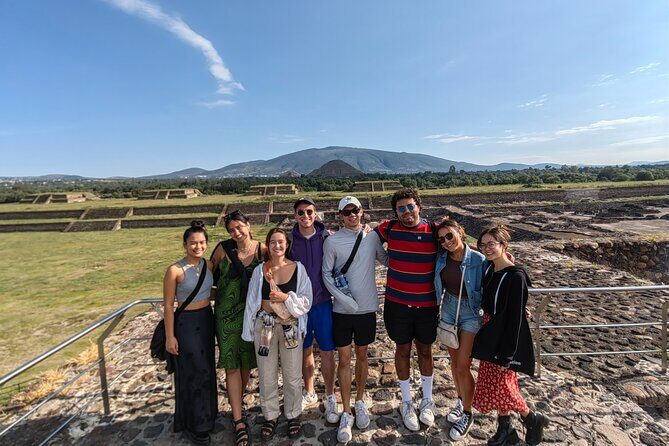 Tour to Teotihuacan from CDMX with entrances included - Discovering the Residential Complexes