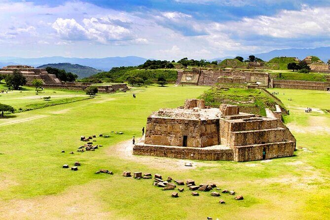 Tour to the archaeological zone Monte Alban - Frequently Asked Questions