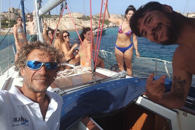 Tour to the islands of the La Maddalena Archipelago by sailing boat - Practicalities and Group Size