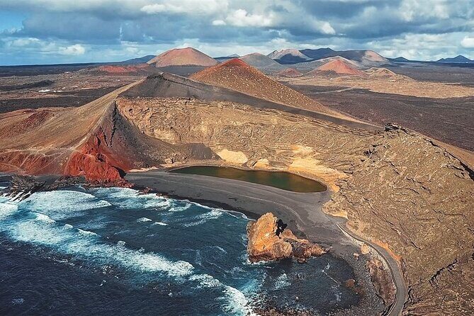 Tour to Timanfaya, La Geria and La Laguna Verde - What Do Travelers Say?