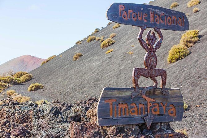 Tour to Timanfaya, La Geria and Laguna Verde for cruise passengers - Key Points