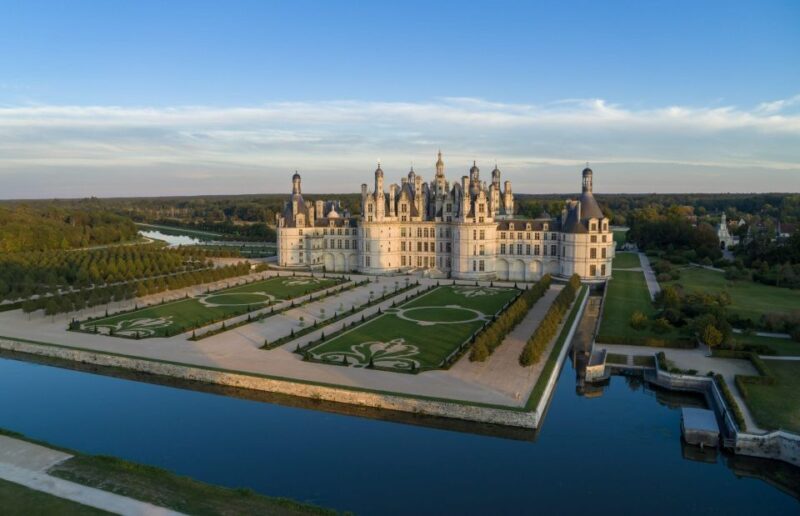 Tours/Amboise: Private Chambord and Chenonceau Chateau Tour - Practical Considerations