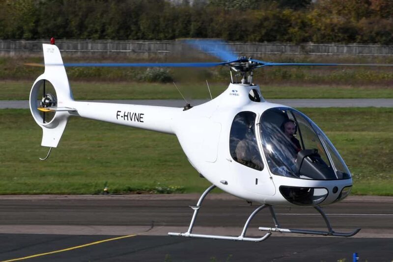 Toussus le Noble: 30 minutes Helicopter Flying Lesson - What to Expect from Your Helicopter Flying Lesson
