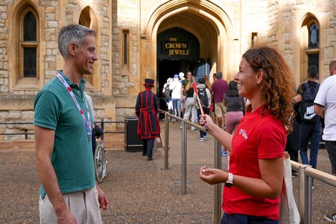 Tower of London Guided Tour with Beefeater Meet & Crown Jewels - FAQ: Your Questions About the Tour
