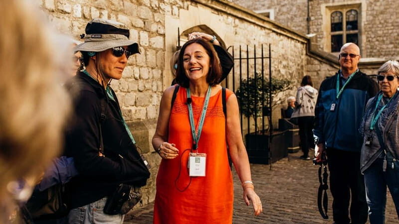 Tower of London Tour with Crown Jewels, plus River Cruise - First Impressions and Overall Experience