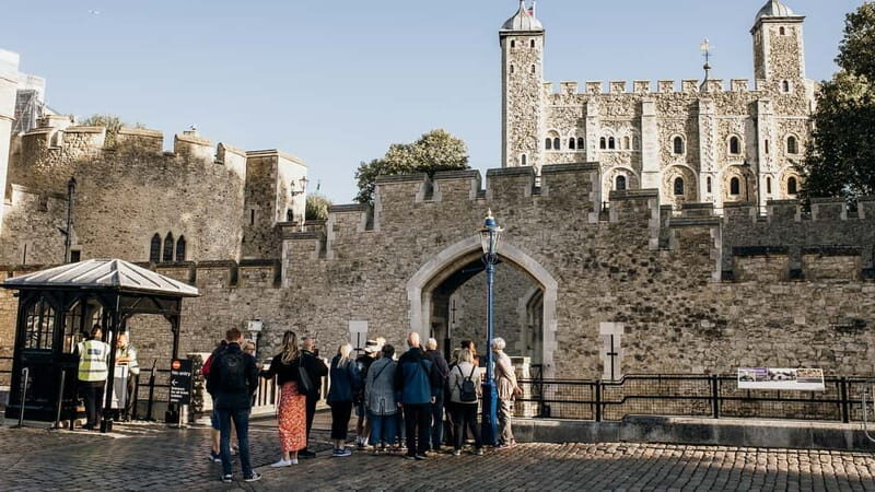 Tower of London Tour with Crown Jewels, plus River Cruise - Inside the Tower: The Crown Jewels and More