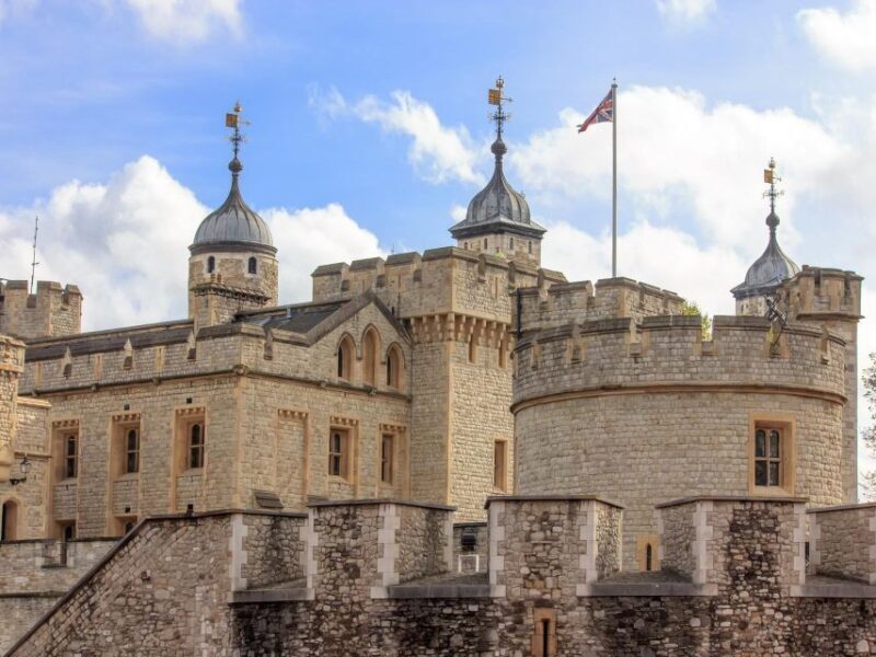 Tower of London Tour with Private Guide, Tickets, Pickup - Authentic Traveler Feedback