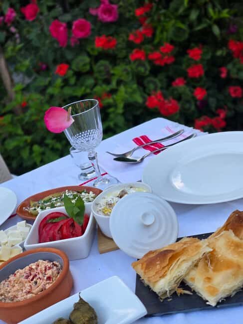 Traditional Food Tour,Dinner in a Local Garden(Eat as local) - Who Will Love This Experience?