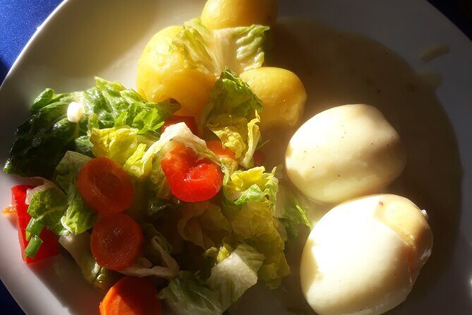 Traditional German Dinner with Live Sax Performance in Berlin - Is it Worth the Price? Analyzing the Value