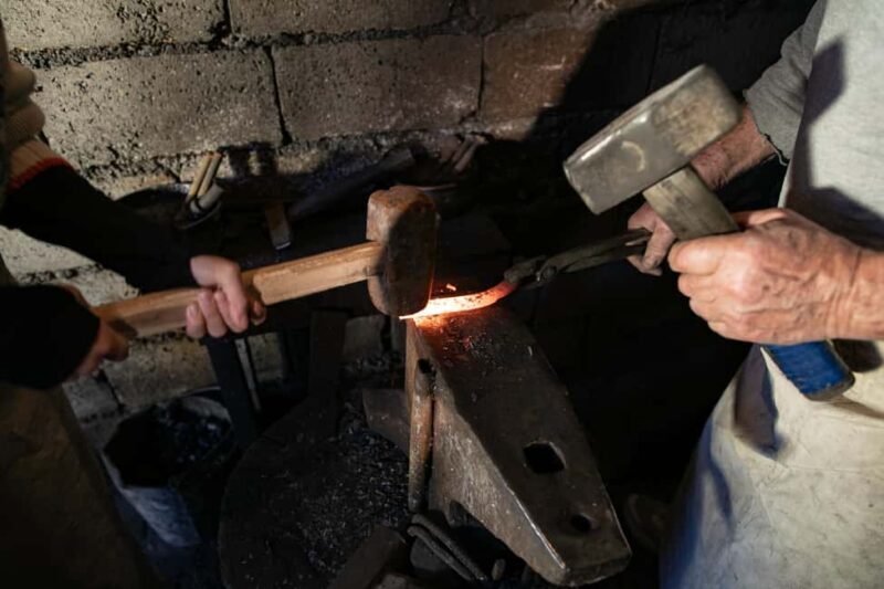 Traditional Horseshoe Blacksmith Workshop near Mtskheta - The Cultural Significance of the Experience