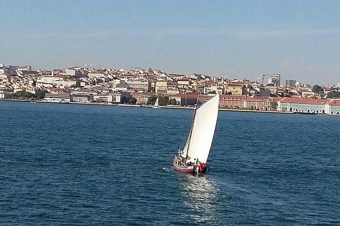 Traditional Lisbon Boat Experience - Exclusive - An In-Depth Look at the Experience
