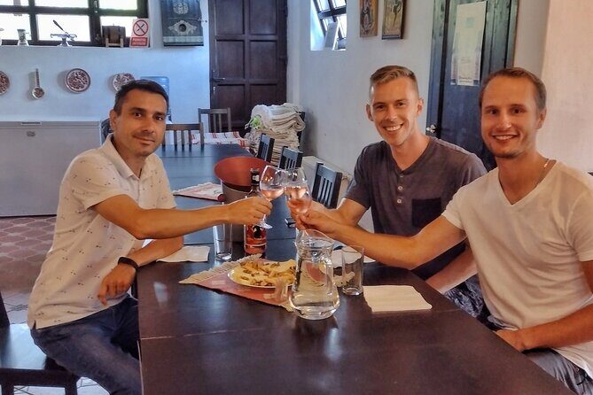 Traditional lunch and Old Town Private Tour with a local guide - A Closer Look at the Experience