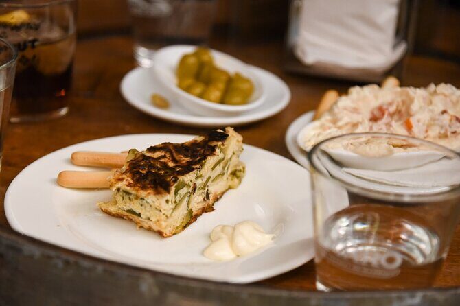 Traditional Malaga Tapas and Wine Tour - Group Size and Practical Info