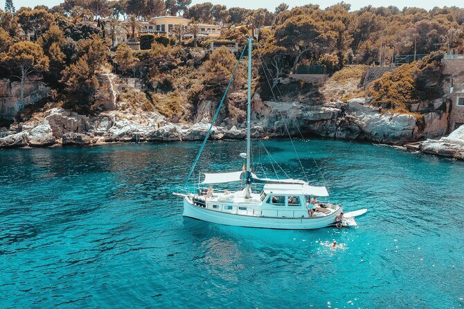 Traditional Mallorquin Llaut Cruise with Tapas and Drinks - A Closer Look at the Traditional Mallorquin Llaut Cruise