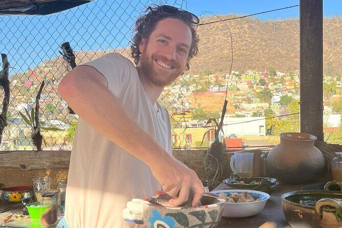 Traditional Oaxaqueña Cooking with Grandma's Recipes - The Family Atmosphere