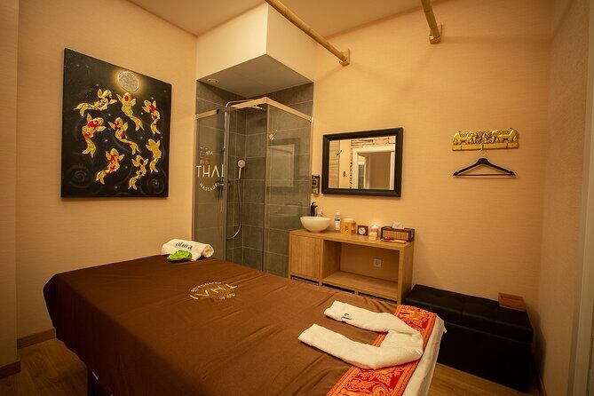 Traditional Thai Massage 60 min at THAI MASSAGE ALURA - The Price and Value
