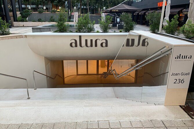 Traditional Thai Massage 60 min at THAI MASSAGE ALURA - FAQ