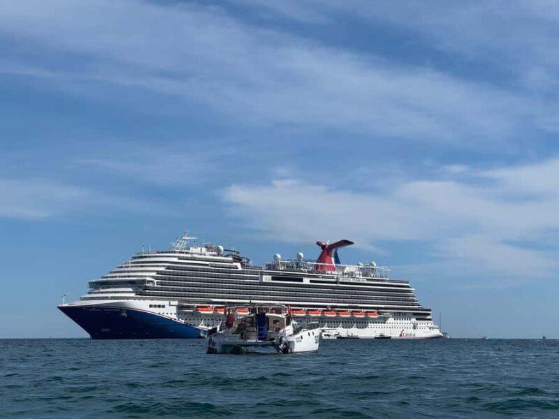 Traditional tour to the Arch of Cabo San Lucas. - Traditional Tour to the Arch of Cabo San Lucas: An Honest Look