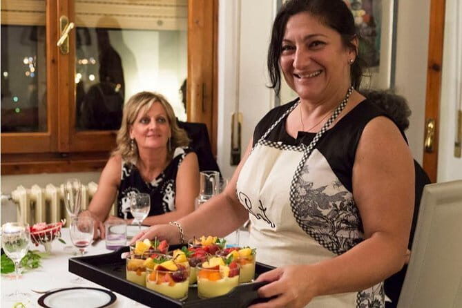 Traditional Tuscan Cooking Class in Florence - Key Points