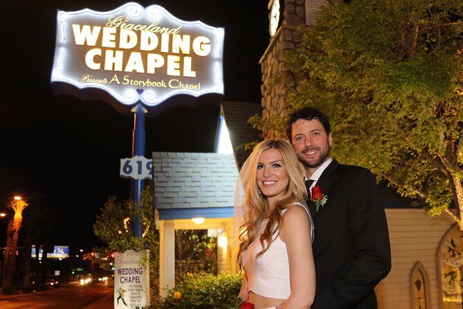 Traditional Wedding or Vow Renewal at Graceland Wedding Chapel - Who Is This Experience Best For?
