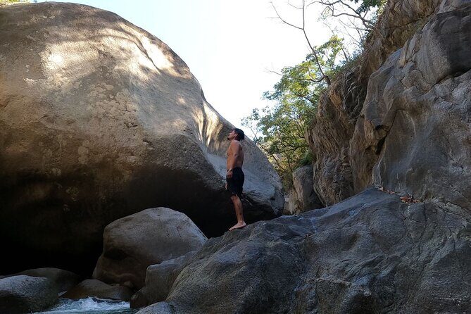 Trail to the Waterfall: A Journey to the Essence of Nature - What to Expect from This Waterfall Hike