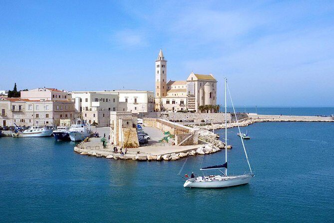 Trani Private Tour: a piece of art overlooking the Adriatic sea - Exploring Trani: A Coastal Treasure