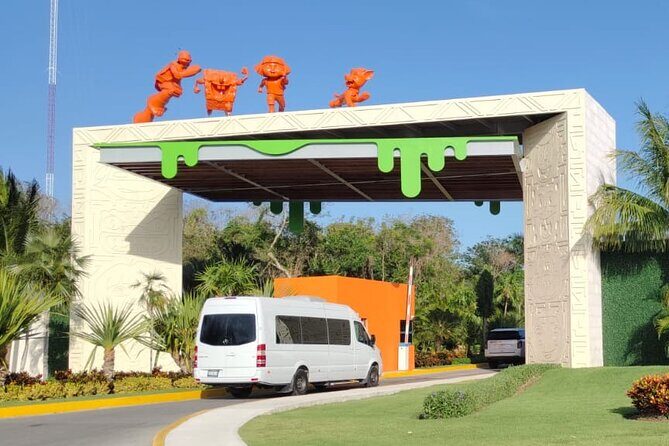 Transfer Airport to Hotel Nickelodeon from 1 to 8 persons - What to Expect from the Transfer Service