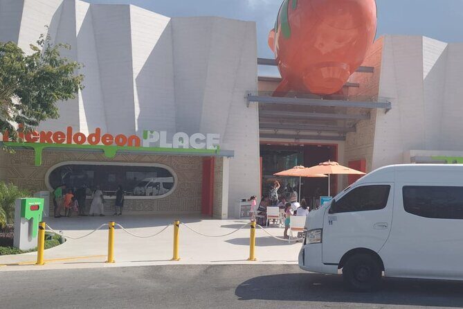 Transfer Airport to Hotel Nickelodeon from 1 to 8 persons - The Booking and Pricing Details