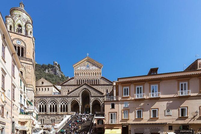 Transfer from Naples to Amalfi with stop at Pompeii or Return - Key Points