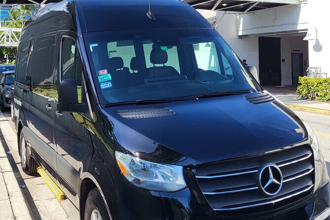 Transfer from Port Miami to Miami Airport. Up to 11 passengers. - Key Points