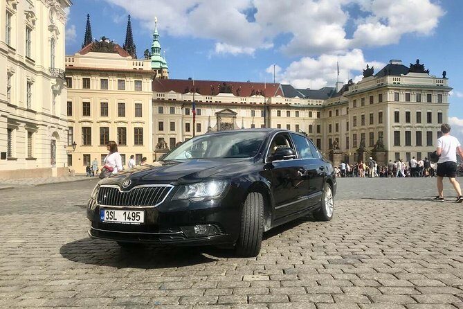 Transfer from Prague Hotel to Airport Prague - The Experience in Detail