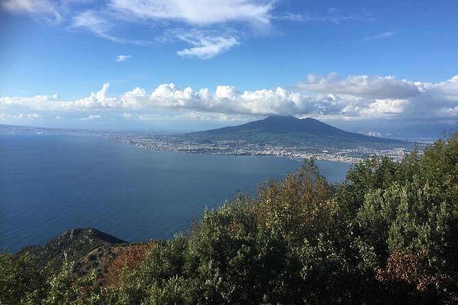 Transfer from Sorrento to Naples - FAQs