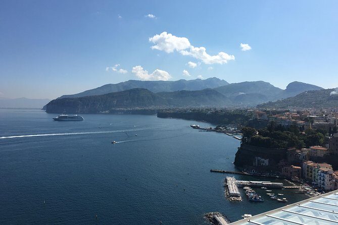 Transfer from Sorrento To Naples - Key Points