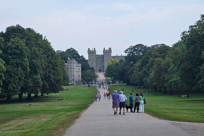 Transfer from Southampton to Heathrow via Stonehenge and Windsor - FAQs