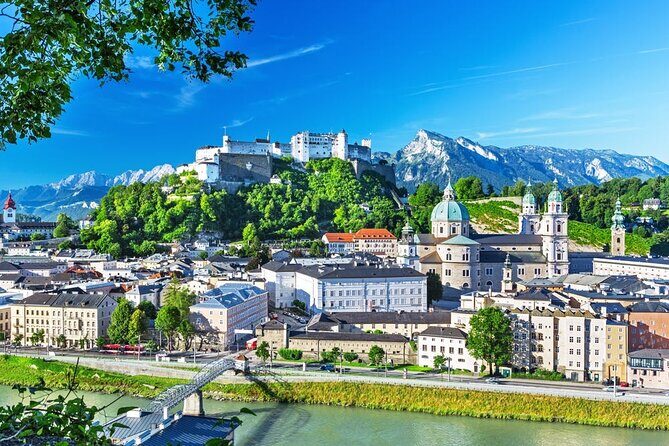 Transfer from Vienna to Salzburg: Private daytrip with 2 hours for sightseeing - Analyzing the Cost and Value