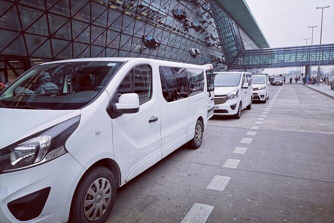 Transfer Krakow Balice Airport - Krakow City - Booking and Practical Details