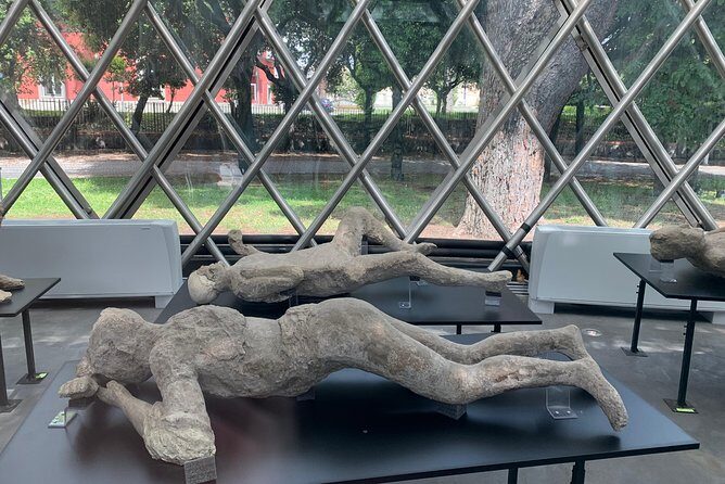 Transfer Naples to Positano and stop in Pompeii - FAQ