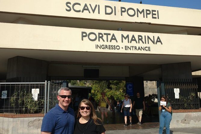 Transfer Sorrento to/from Rome optional Pompeii Stop - Real Traveler Insights