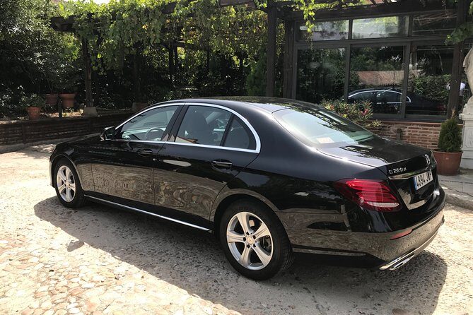 Transfer to Barajas Airport from Madrid - FAQs