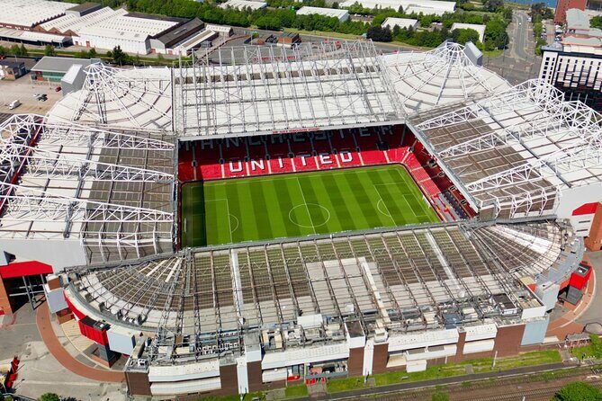 Transfer To or From London Heathrow Airport to Manchester-One way - Why Choose a Private Transfer from Heathrow to Manchester?