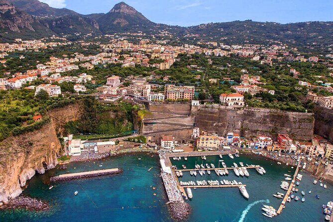 Transfers from Naples to Sorrento Positano Amalfi Ravello Maiori - What You Can Expect from This Transfer Service